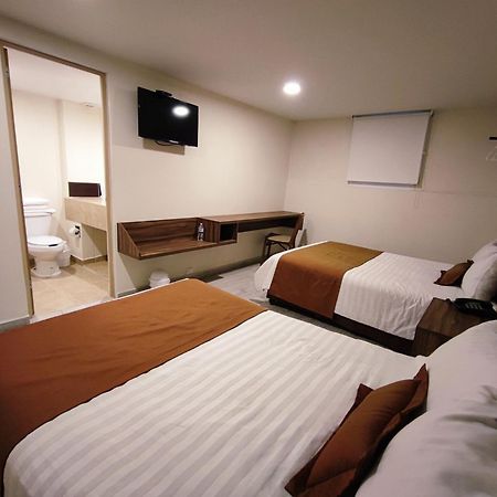 Hotel Plaza Morelos Toluca Ngoại thất bức ảnh