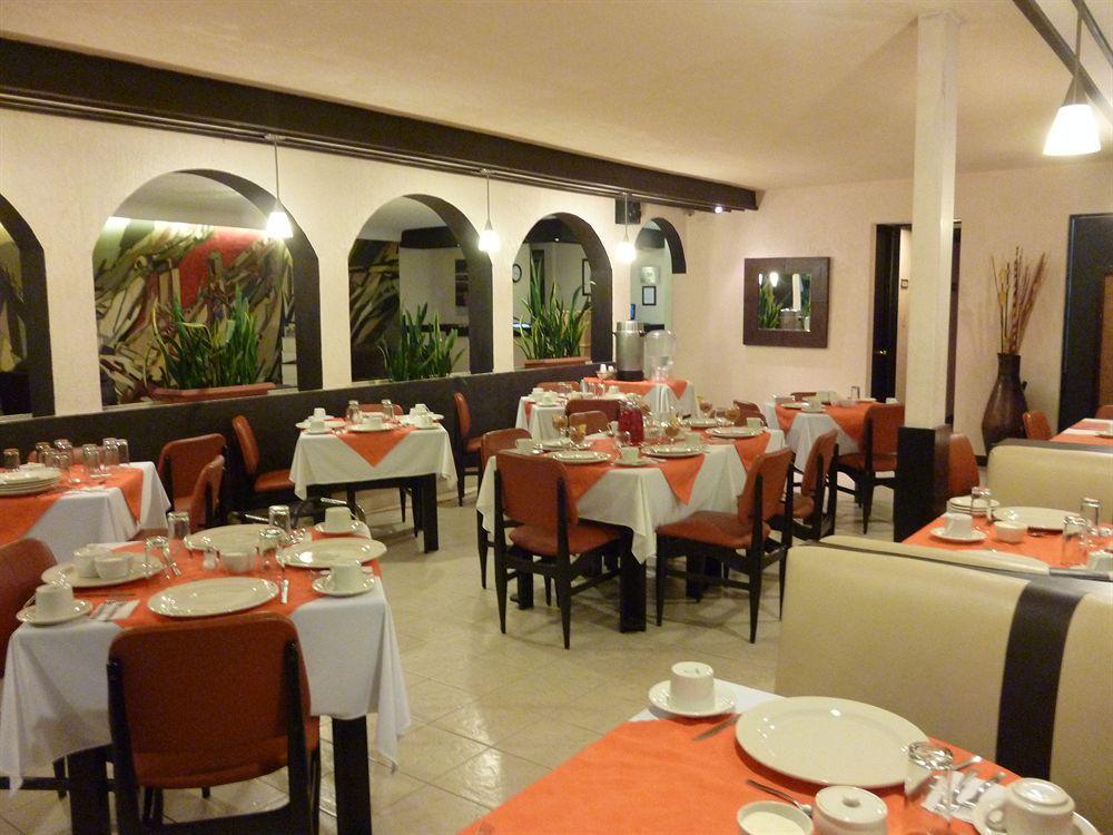 Hotel Plaza Morelos Toluca Ngoại thất bức ảnh